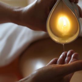 CANDLE MASSAGE